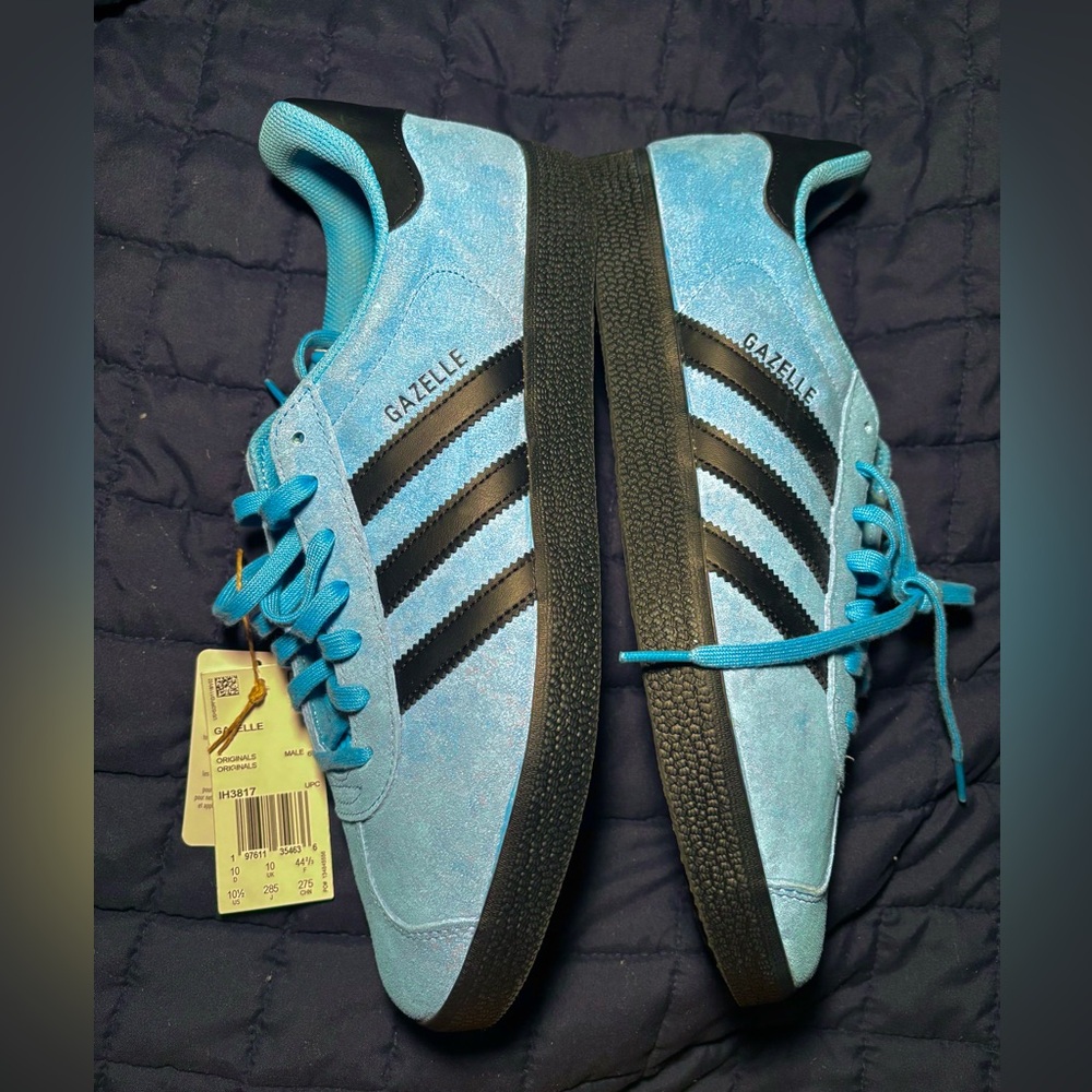 Adidas gazelle suede light blue black NWT men’s size 10.5 
 No box included